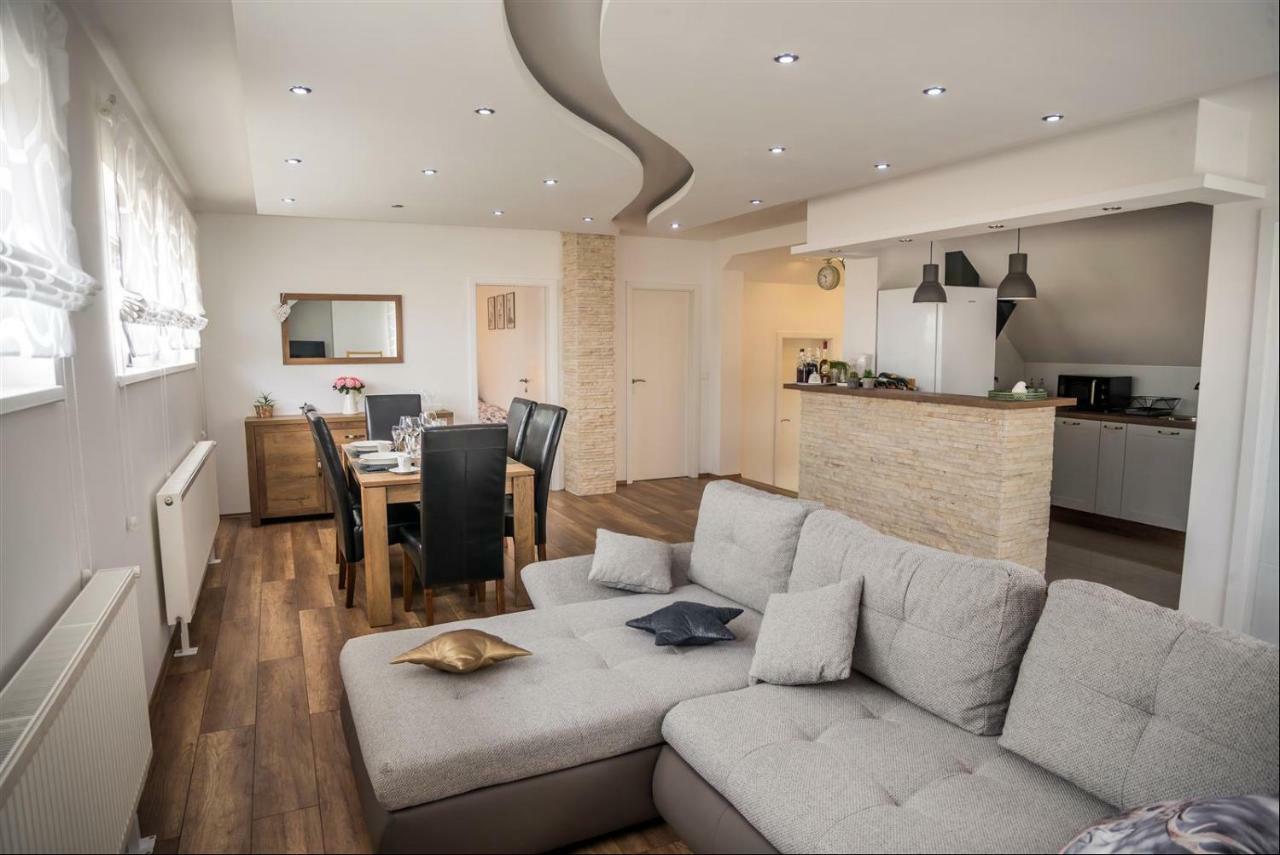 Apartman Hubertus 5* Vagovina Екстериор снимка