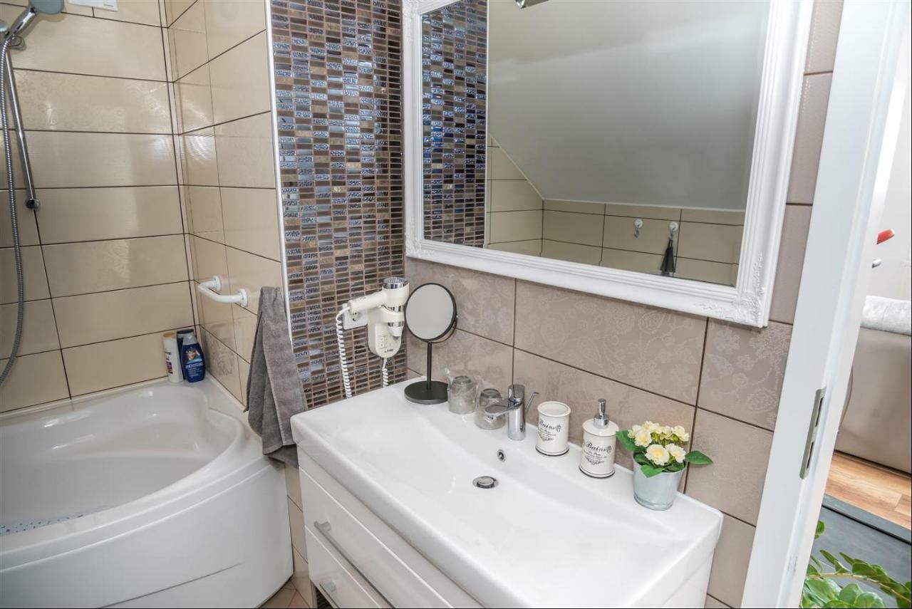 Apartman Hubertus 5* Vagovina Екстериор снимка